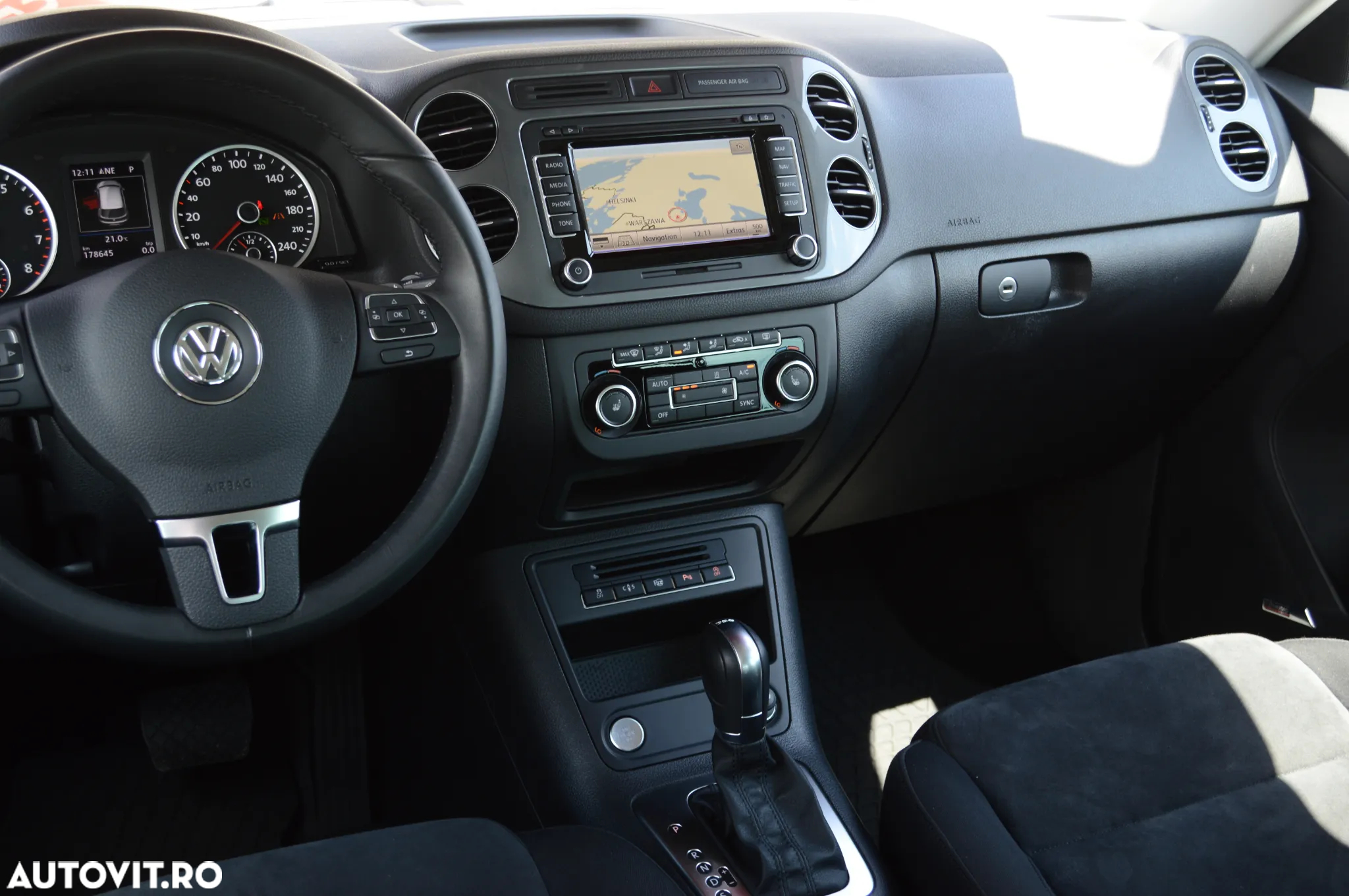Volkswagen Tiguan 1.4 TSI DSG BlueMotion Technology Sport & Style - 24