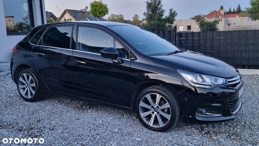 Citroën C4 1.2 PureTech Shine S&S - 25