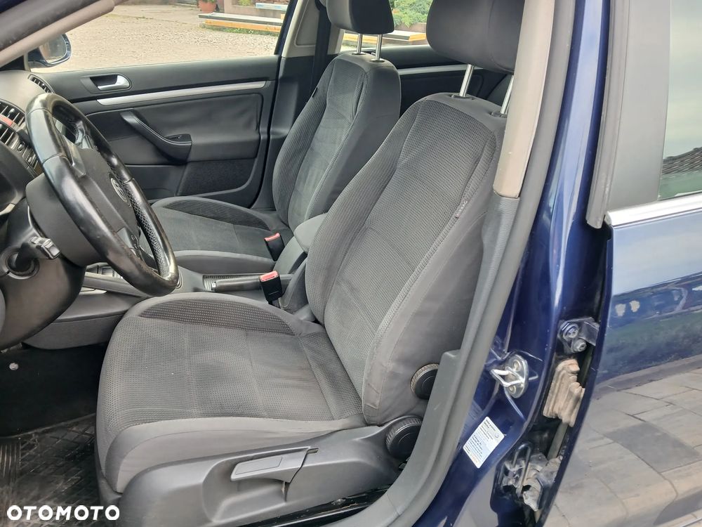 Volkswagen Golf V 1.9 TDI Comfortline - 10