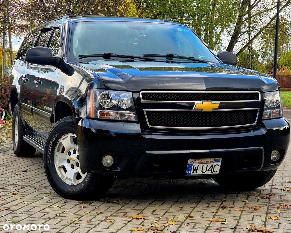 Chevrolet Suburban 5.3 LS 1500 4WD - 2