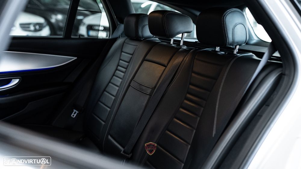 Mercedes-Benz E 300 de AMG Line - 39