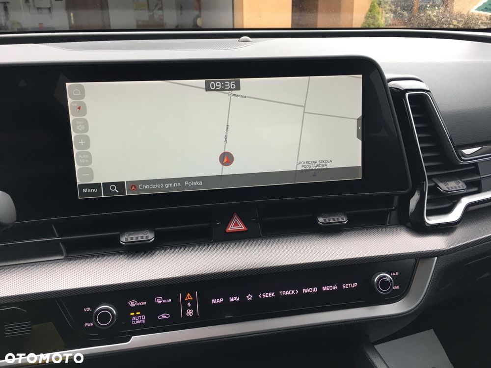 Kia Sportage 1.6 T-GDI PHEV Business Line 4WD - 18