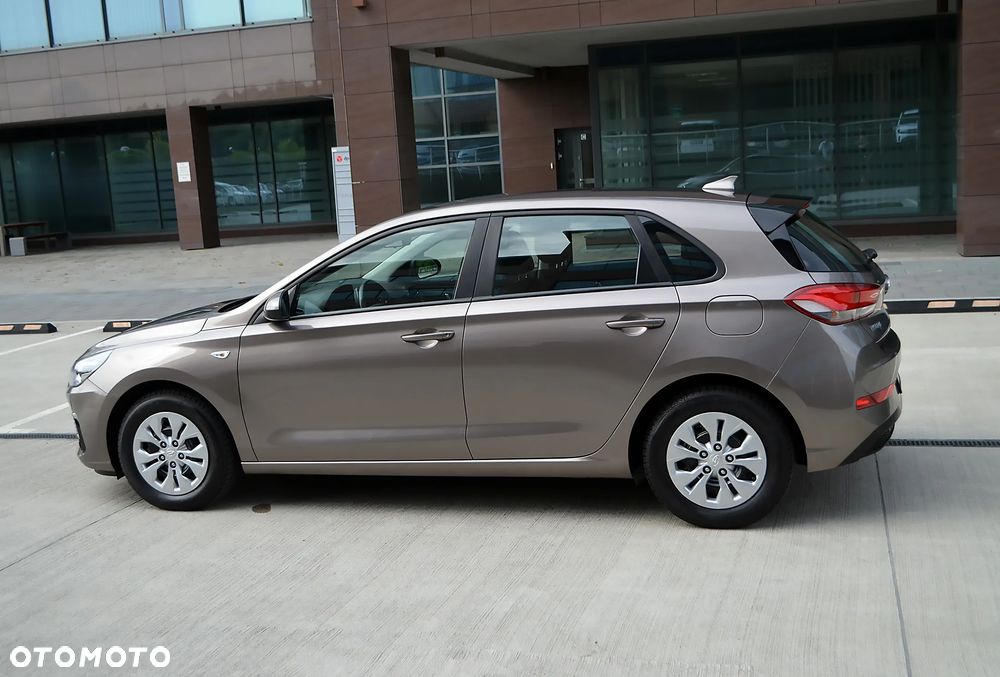 Hyundai i30 1.5 DPI Modern - 36