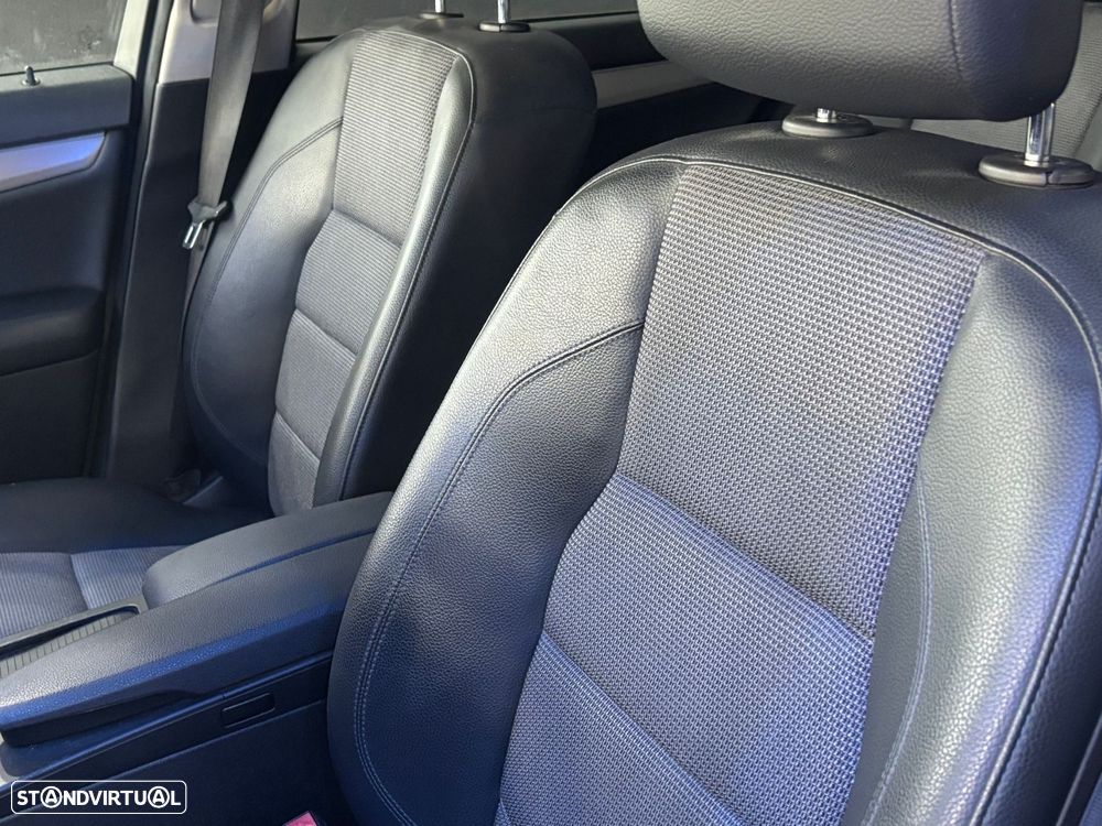 Mercedes-Benz C 220 d Avantgarde - 10