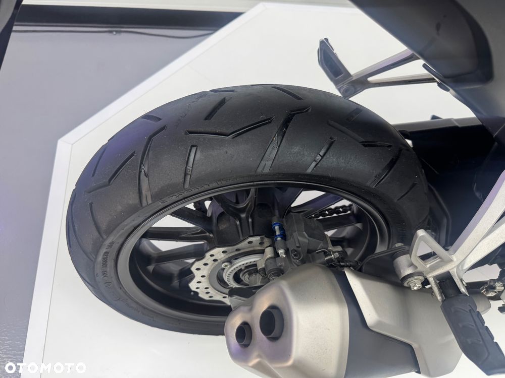 Honda CB - 33