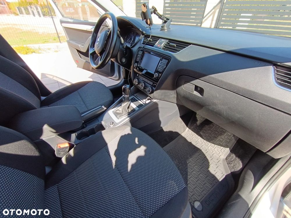 Skoda Octavia 1.4 TSI Ambition - 16