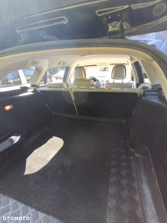 Toyota Avensis 1.8 Premium - 6
