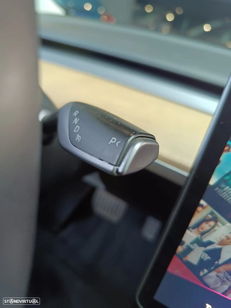 Tesla Model 3 Standard Range Plus RWD - 30