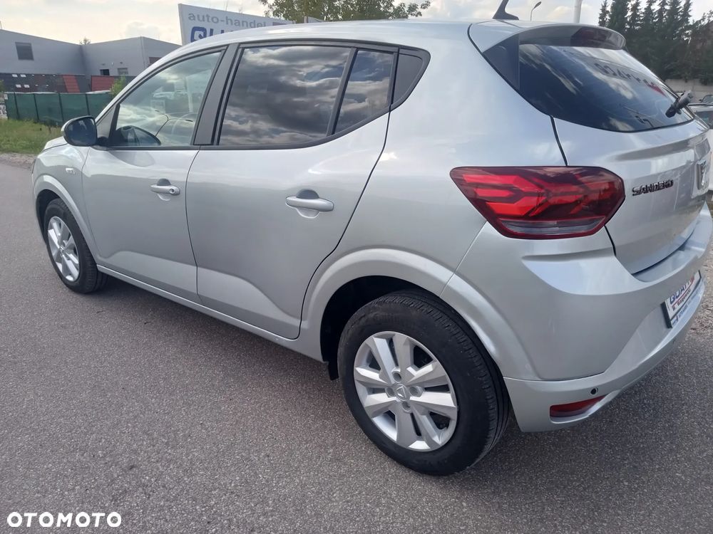 Dacia Sandero - 11
