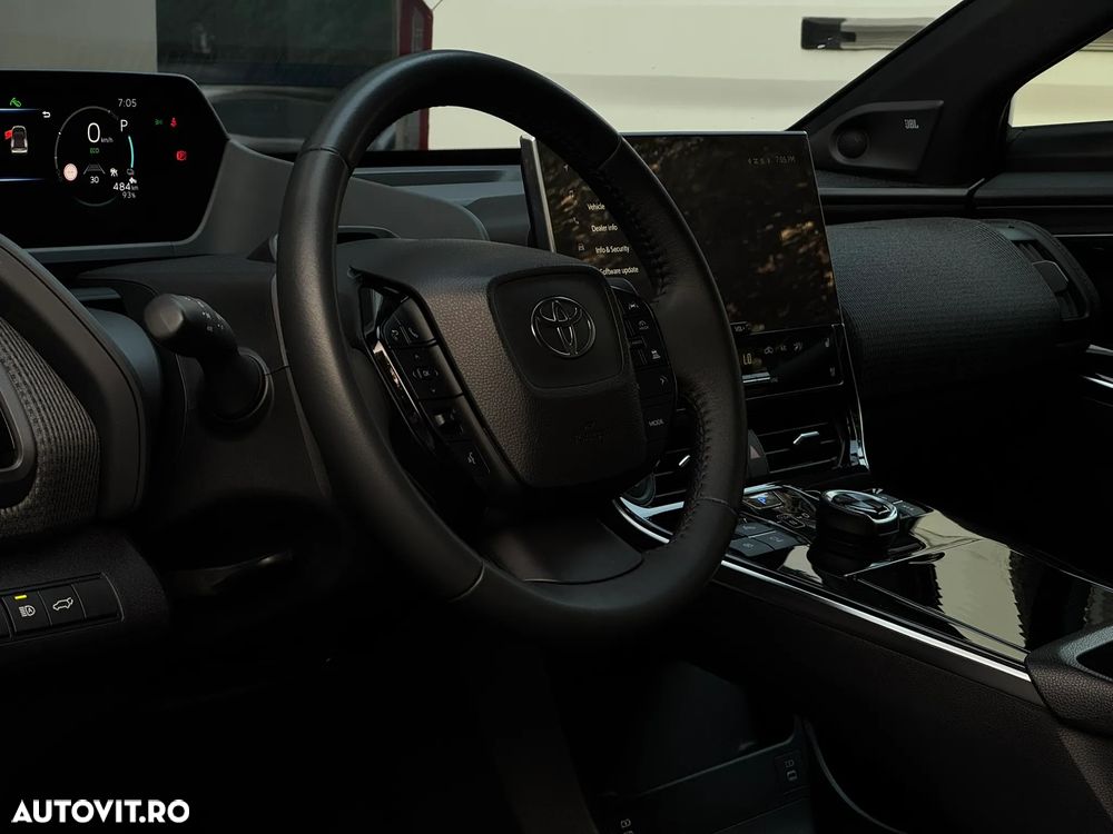 Toyota BZ4X 160 KW AWD (4x4) Luxury - 17