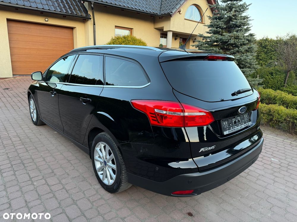 Ford Focus 1.0 EcoBoost Titanium - 3