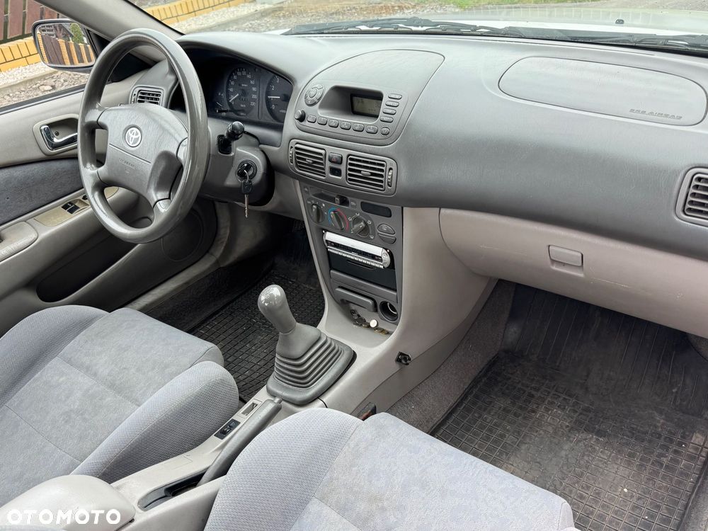 Toyota Corolla 1.4 Terra1 - 6
