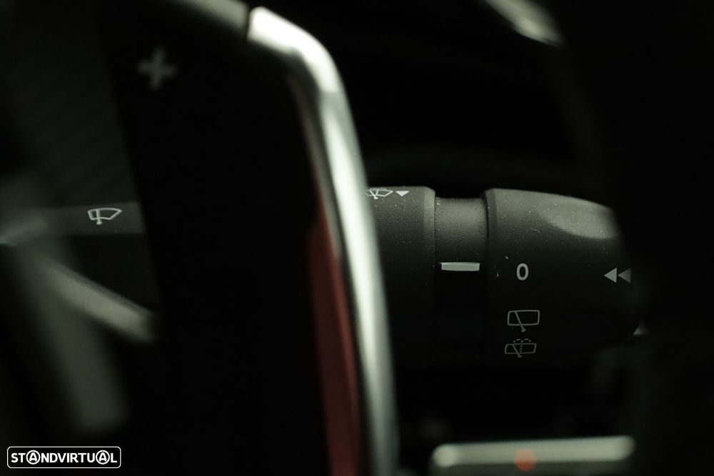 Peugeot 2008 1.5 BlueHDi Active EAT8 - 18