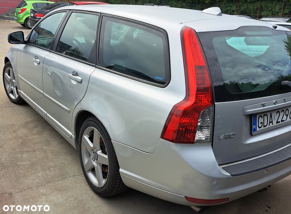 Volvo V50 D3 - 3