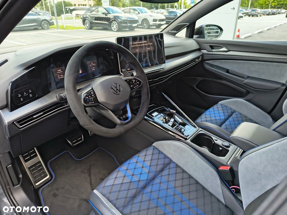 Volkswagen Golf - 14