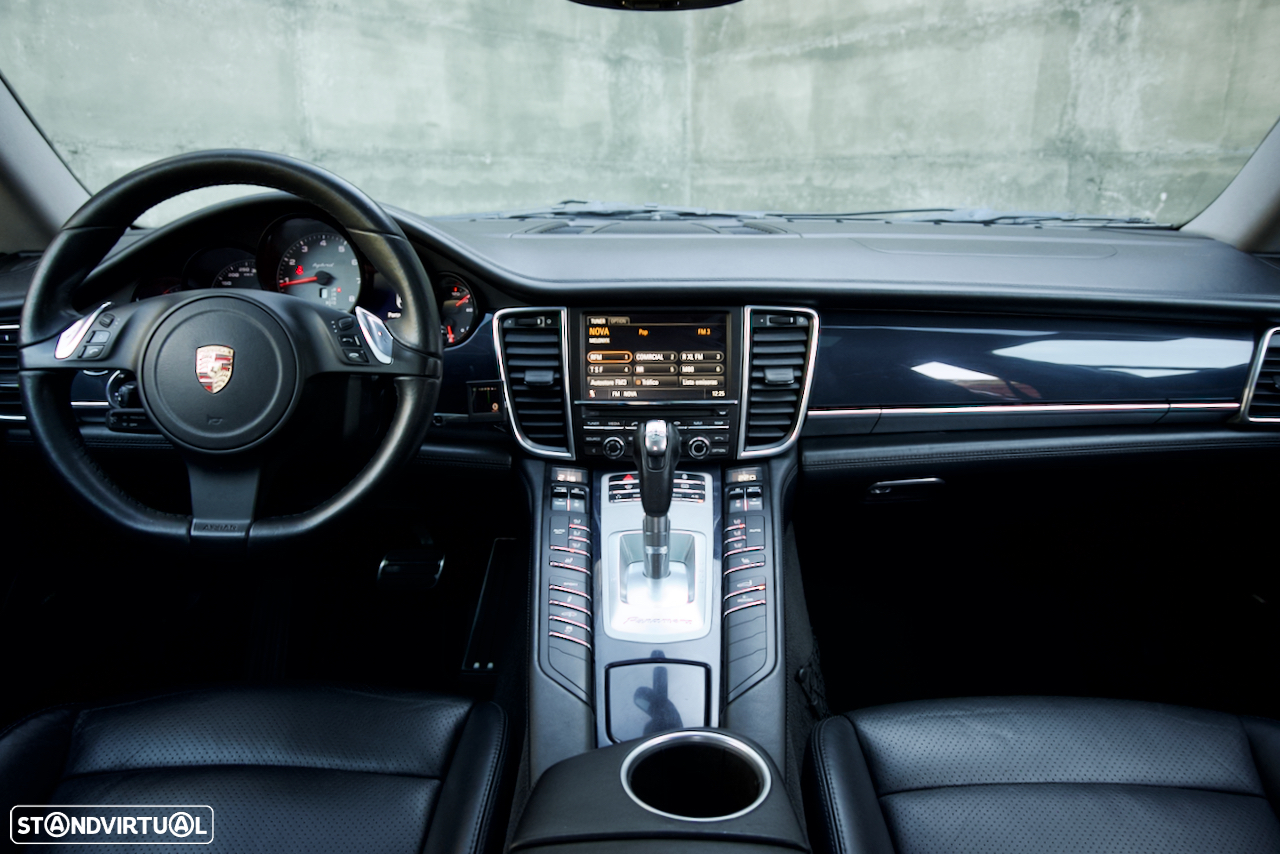 Porsche Panamera S Hybrid - 32
