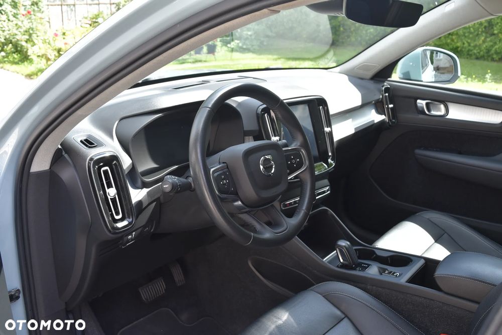Volvo XC 40 T5 AWD Geartronic Momentum Pro - 7