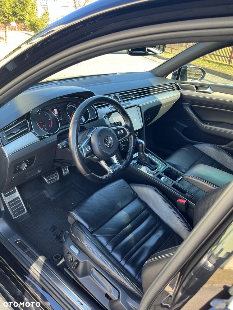 Volkswagen Passat - 10