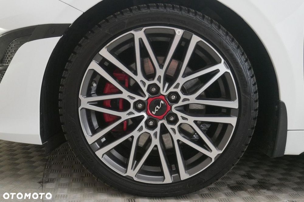 Kia ProCeed - 14
