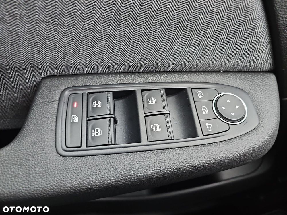 Renault Clio 1.0 TCe Techno - 26