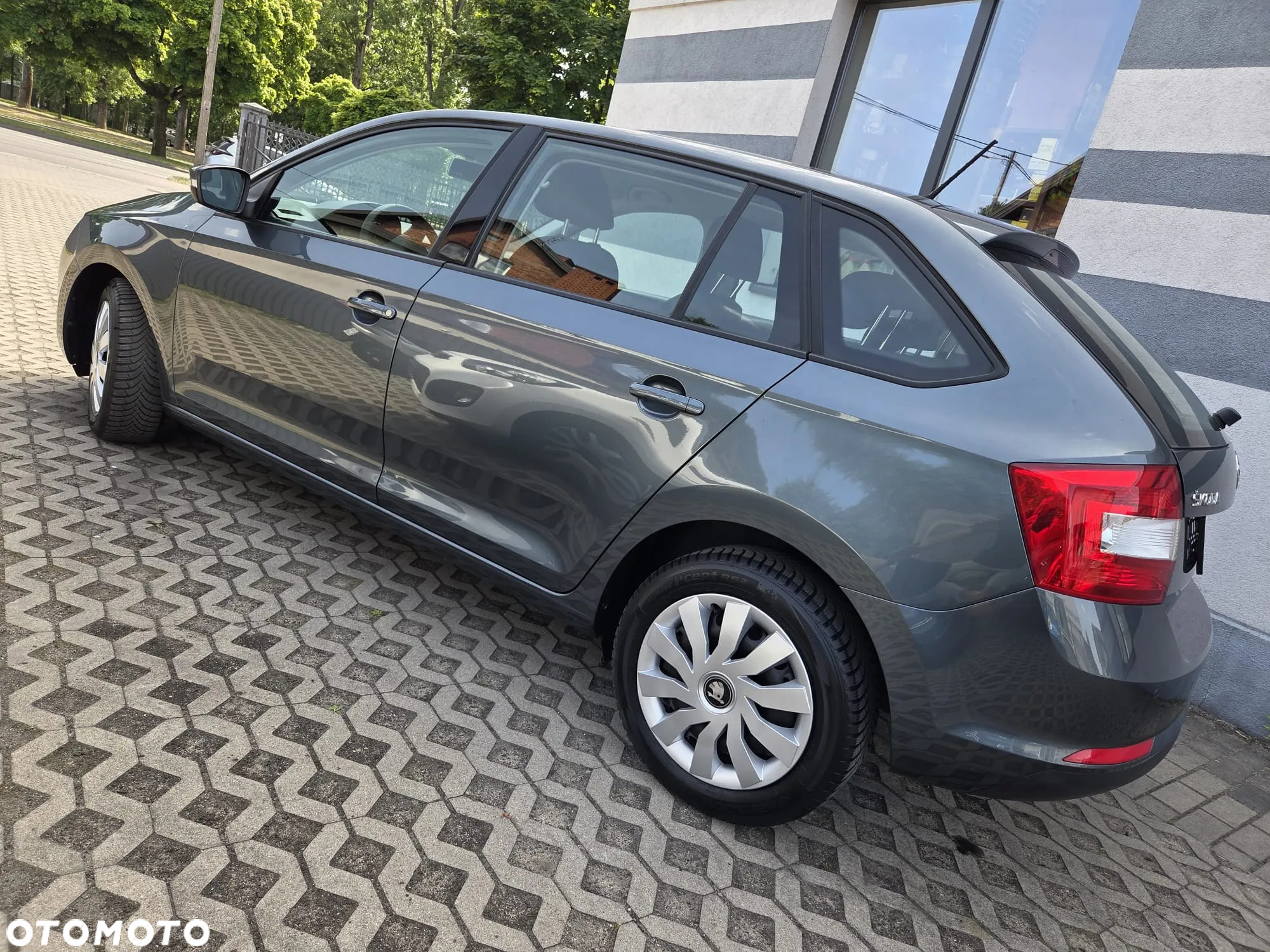 Skoda RAPID 1.2 TSI (Green tec) Active - 6