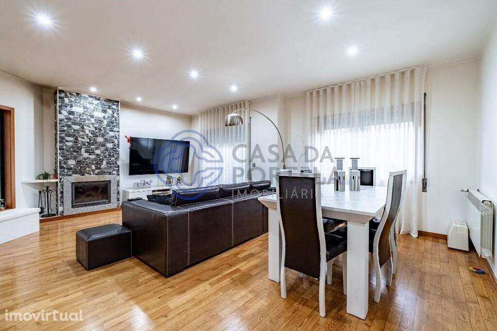 Moradia T3 em São Cosme (Gondomar) - Rua Amália Rodrigues - Grande imagem: 3/35