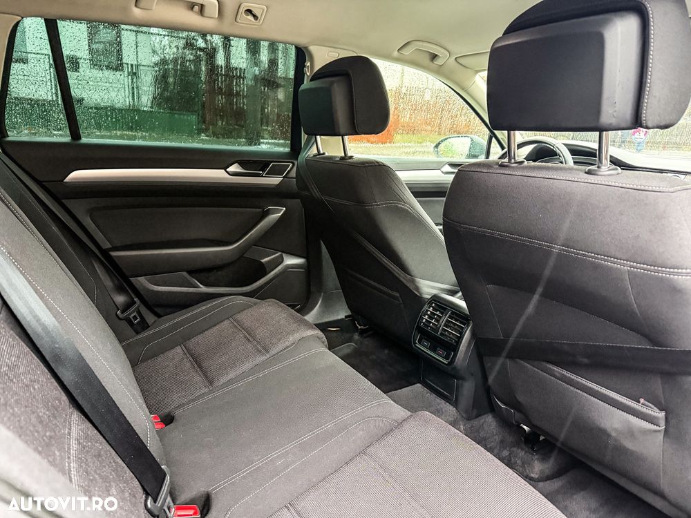 Volkswagen Passat 2.0 TDI SCR DSG Comfortline - 13
