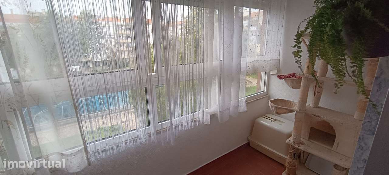 Excelente Apartamento T3 em Ótimo Estado – Localização Privilegiada - Grande imagem: 4/28