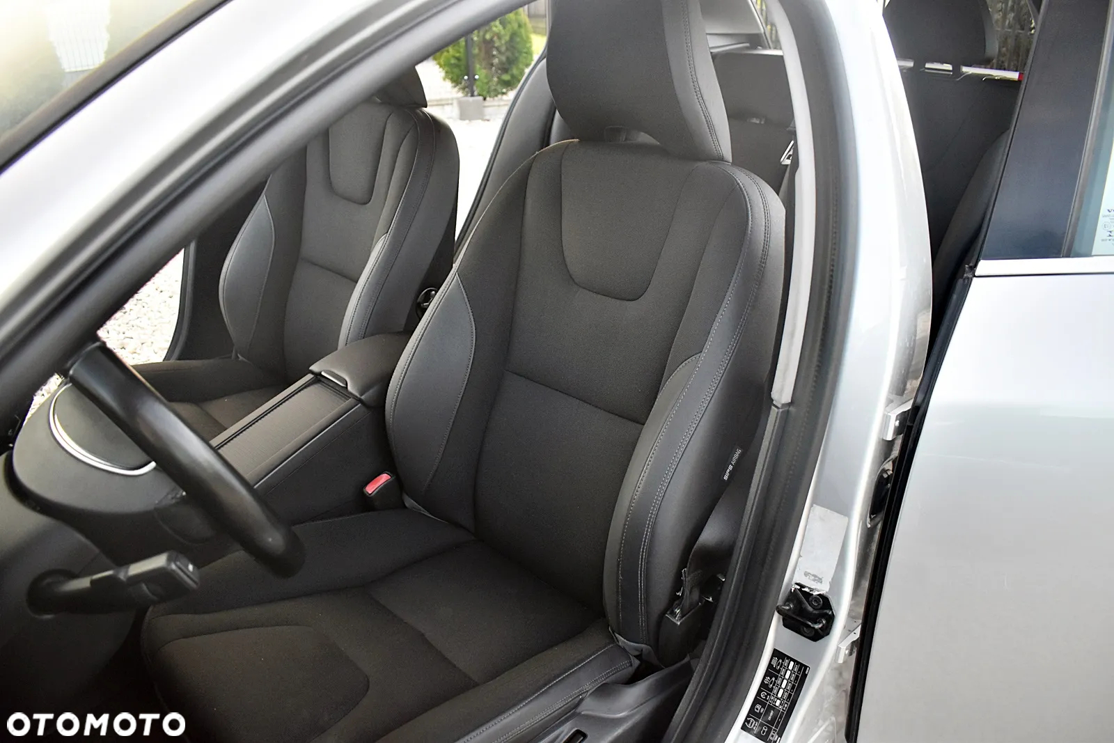 Volvo V60 D3 Geartronic Momentum - 16