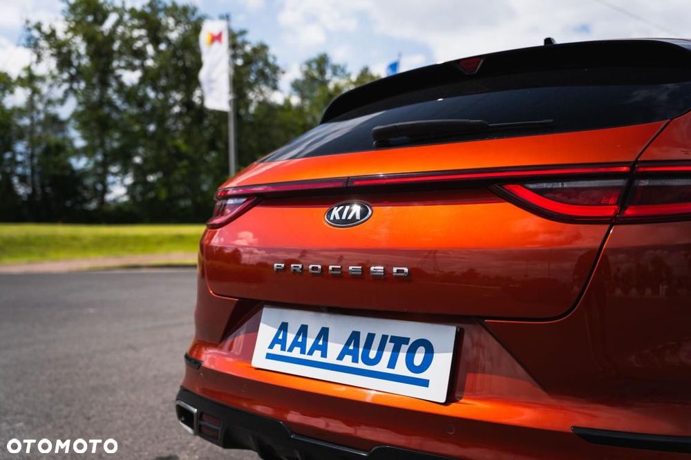 Kia ProCeed - 15
