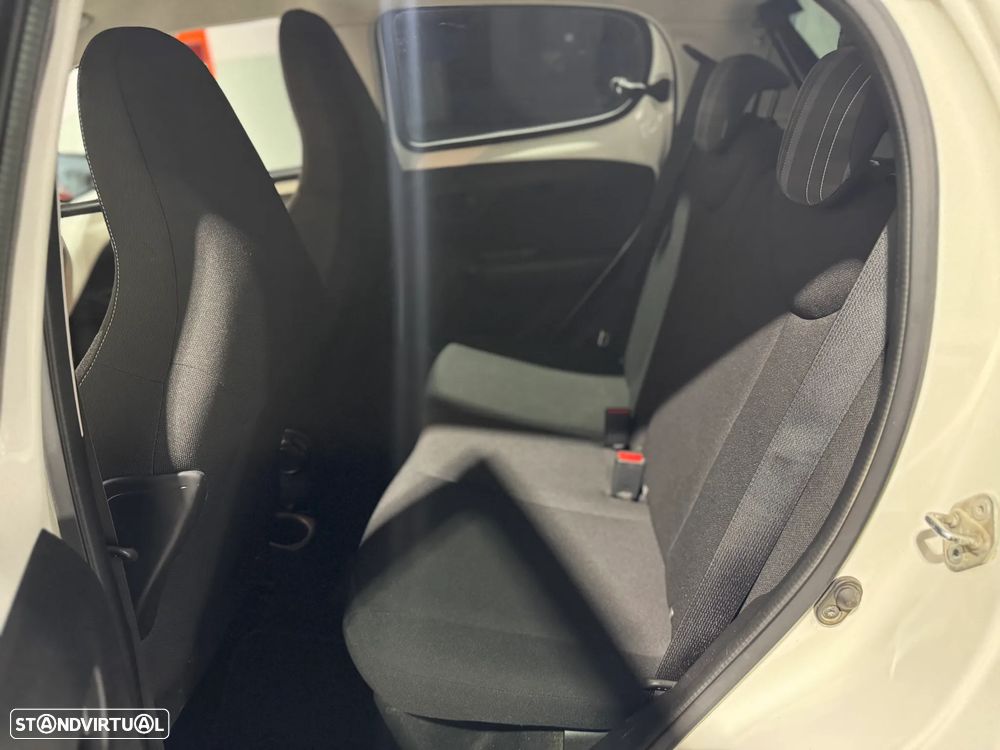 Peugeot 108 1.0 VTI Style - 24