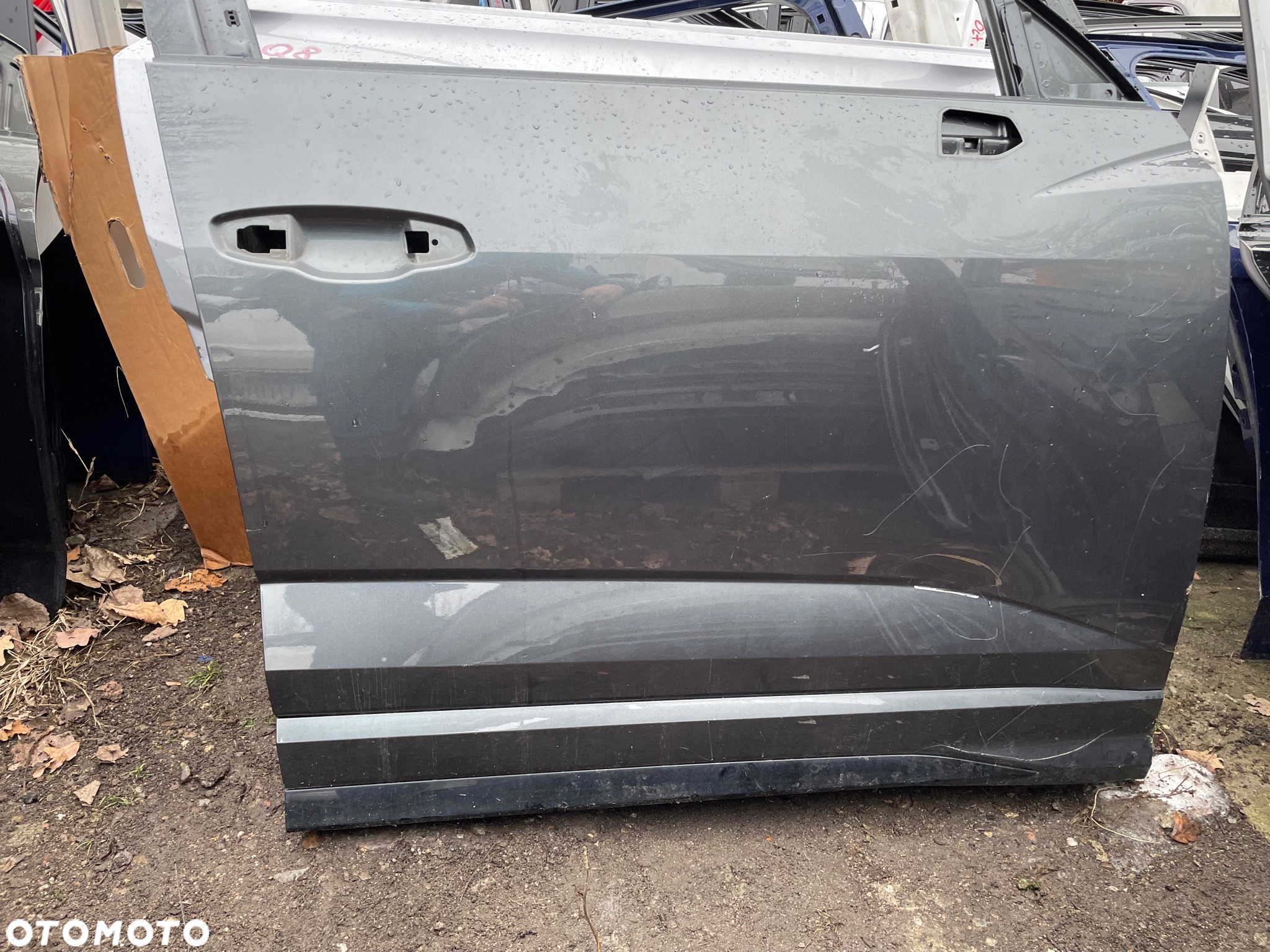 DRZWI PRAWE PRZÓD PRZEDNIE AUDI Q3 II 83A SPORTBACK - 2