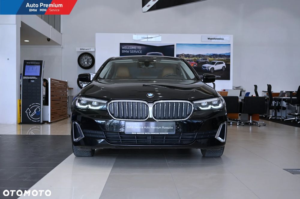 BMW Seria 5 518d - 3