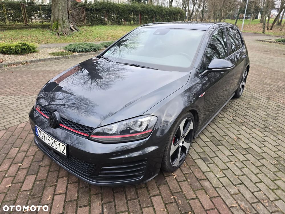 Volkswagen Golf GTI Performance BlueMotion Technology - 16