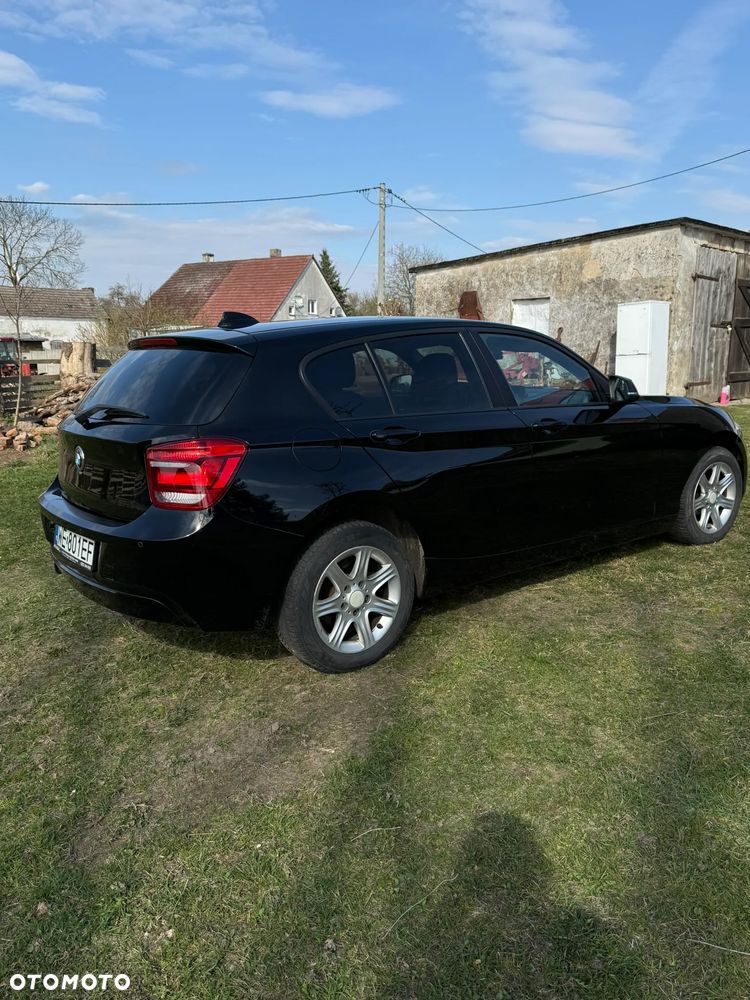 BMW Seria 1 116i - 4