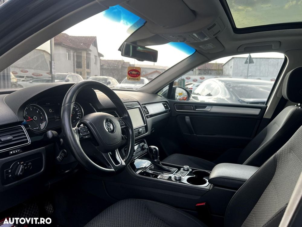 VOLKSWAGEN Touareg 2015 — imagine 27