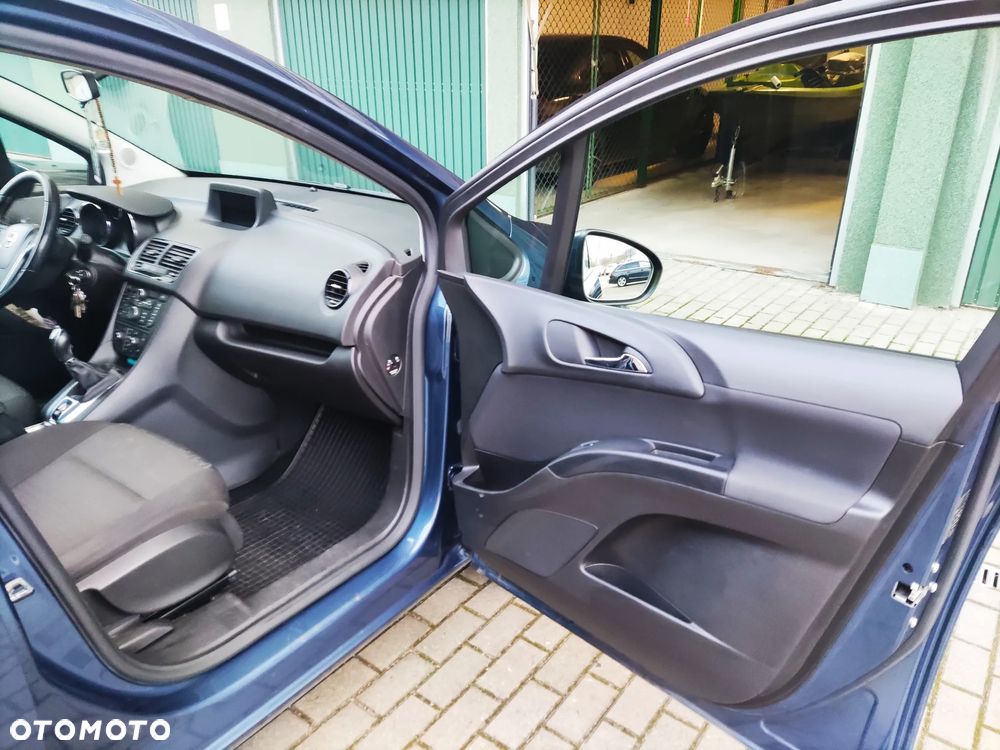 Opel Meriva - 12
