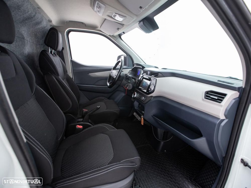 Maxus E-Deliver 3 E-Deliver 3 LWB 6,3m3 122 hk 52,5 kWh - 9