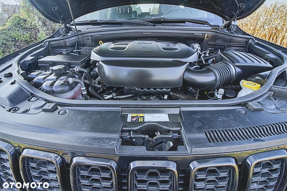 Jeep Grand Cherokee - 16
