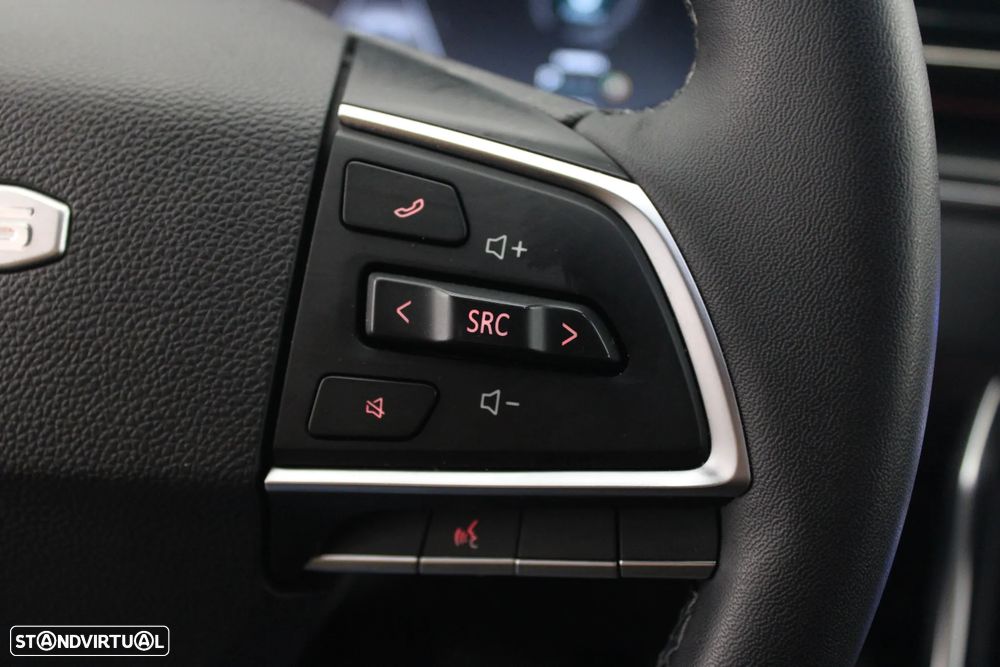 Maxus Euniq 6 Standard - 11