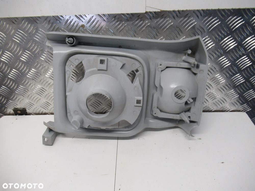 NOWA obudowa okular lampy przedniej prawej Chevrolet El Camino Malibu - 4