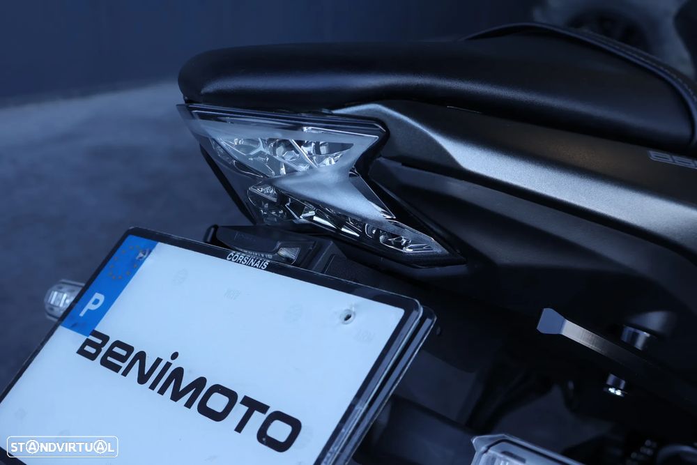 Kawasaki Ninja - 11