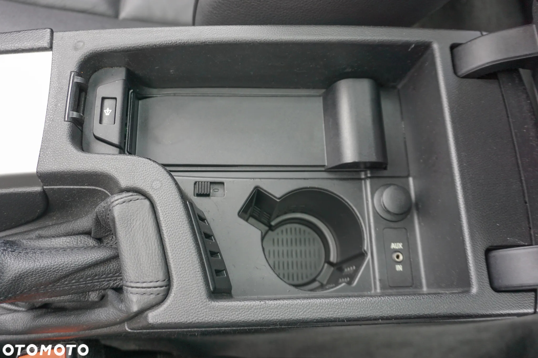 BMW Seria 3 325d - 32