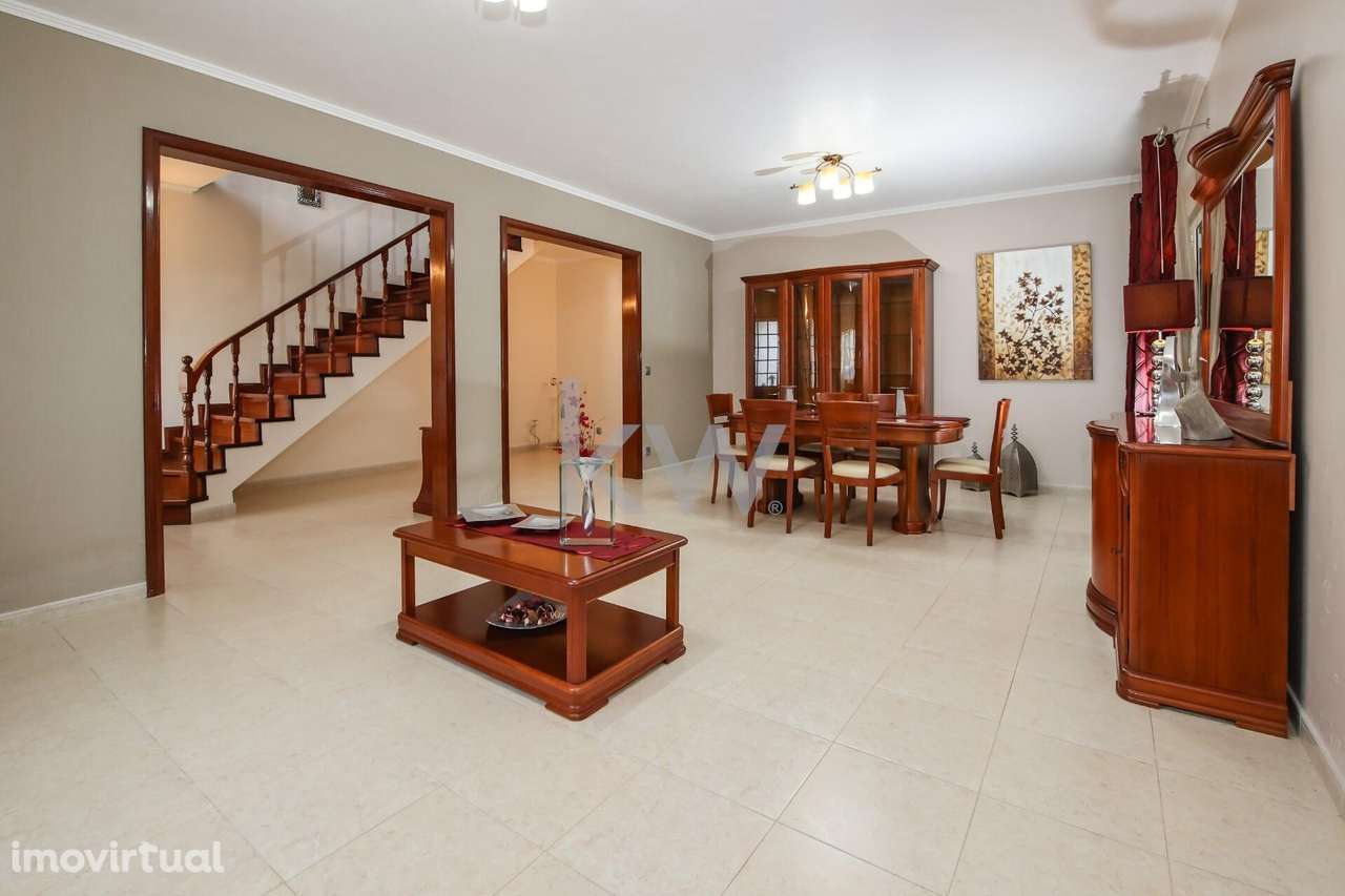 Moradia T4 com entrada e garagem na Freguesia de Arrifes, Ponta Delgad - Grande imagem: 5/45