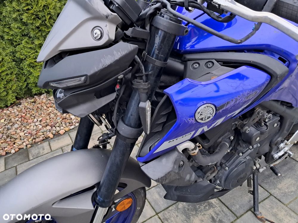 Yamaha MT - 15