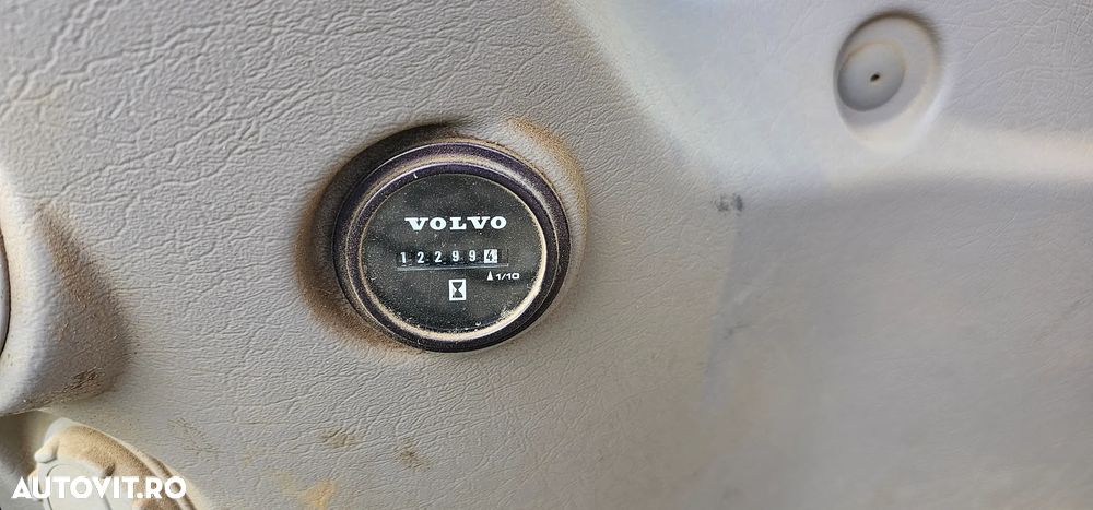 Excavator pe senile Volvo EC 250 - 6