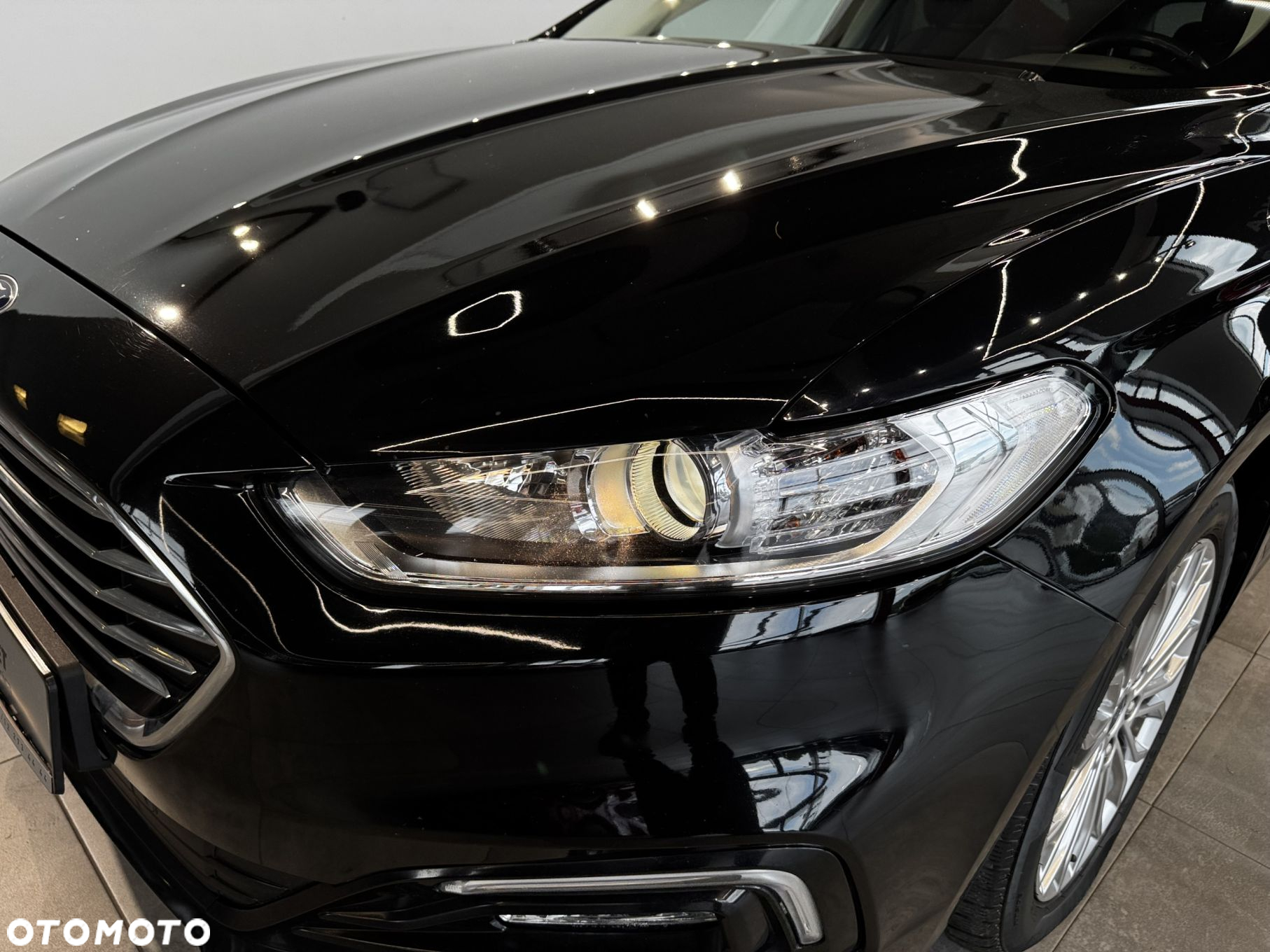 Ford Mondeo - 9