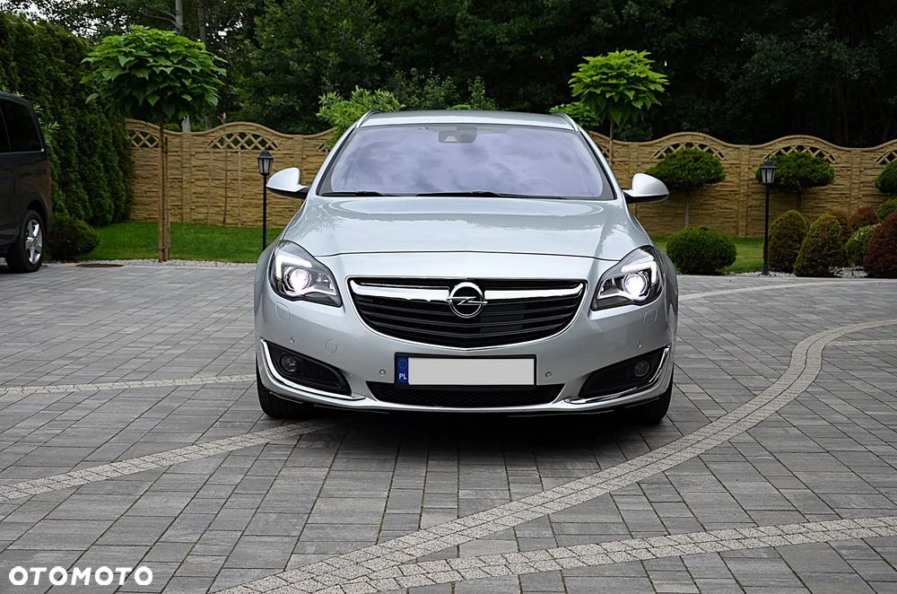 Opel Insignia 2.0 CDTI Cosmo ecoFLEX S&S - 11