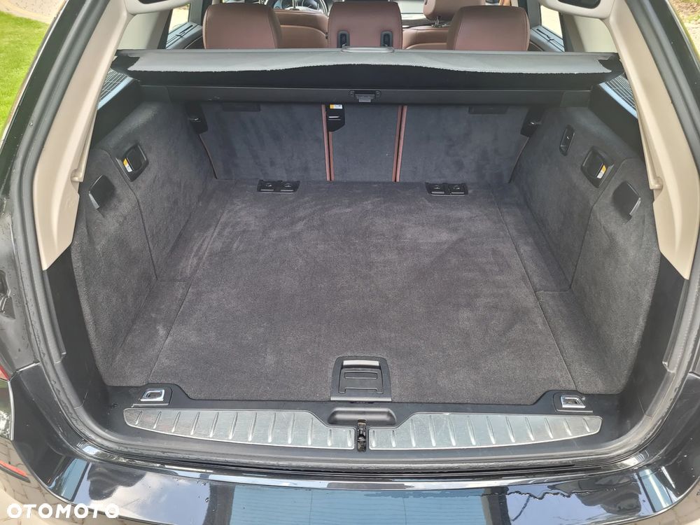 BMW Seria 5 520d Luxury Line - 24