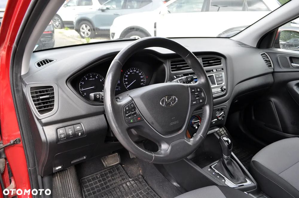 Hyundai i20 - 16